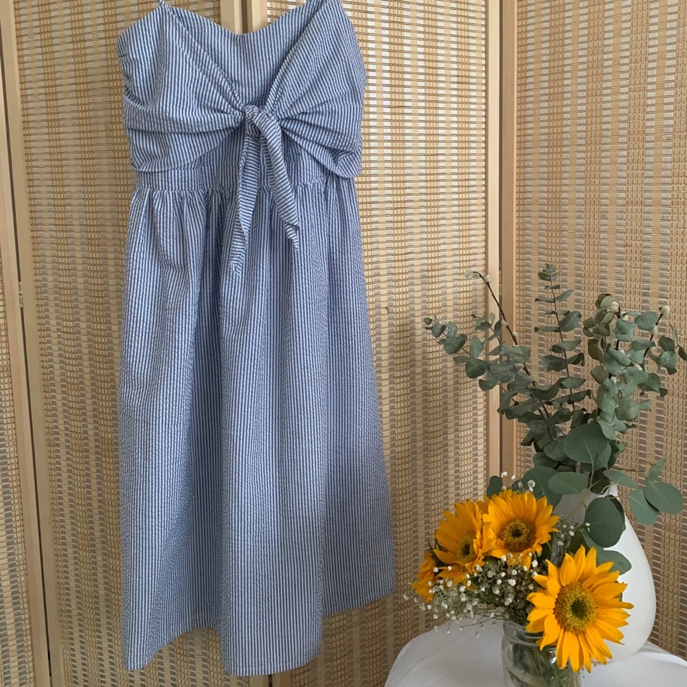 ✨SOLD✨ EUC - Blue Stripe Dress